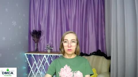 Snapshot of queen_a_n_i chatting on 05/06/26, 09:25 A N I Ill be here on December 1st online show from 05/06/26, 09:25