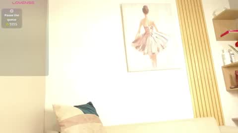 Snapshot of queen_adhara chatting on 07/09/26, 03:16 ANTONELLA online show from 07/09/26, 03:16