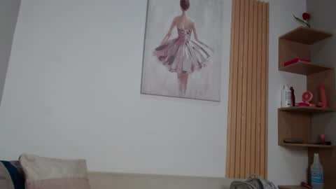 Snapshot of queen_adhara chatting on 07/21/26, 01:13 ANTONELLA online show from 07/21/26, 01:13