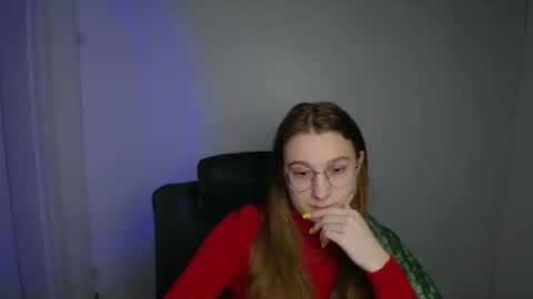 Amelie online show from 02/15/26, 06:32