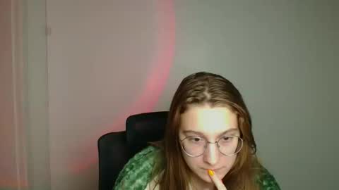 Amelie online show from 02/20/26, 06:48