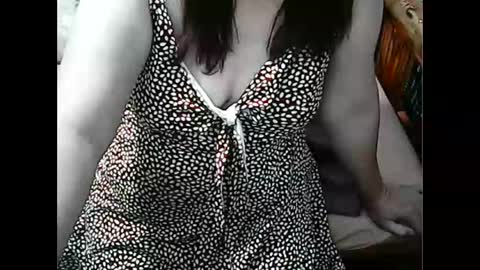Snapshot of queen_ava05 chatting on 09/25/25, 01:53 queen_ava05 online show from 09/25/25, 01:53