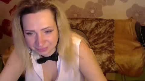 Queen Daenerys online show from 12/15/24, 06:04