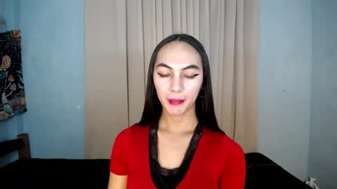 Snapshot of queen_danaya chatting on 06/25/26, 05:12 queen_danaya online show from 06/25/26, 05:12