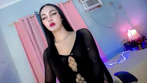 Snapshot of queen_danaya chatting on 07/14/26, 07:30 queen_danaya online show from 07/14/26, 07:30