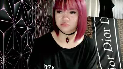 Snapshot of queen_elicktra chatting on 05/06/26, 01:36 JOY online show from 05/06/26, 01:36
