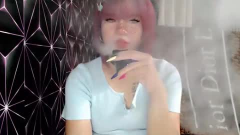 Snapshot of queen_elicktra chatting on 05/13/26, 02:58 JOY online show from 05/13/26, 02:58