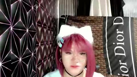 Snapshot of queen_elicktra chatting on 05/26/26, 10:50 JOY online show from 05/26/26, 10:50
