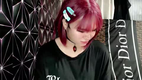 Snapshot of queen_elicktra chatting on 05/30/26, 01:35 JOY online show from 05/30/26, 01:35