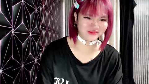 Snapshot of queen_elicktra chatting on 05/31/26, 01:03 JOY online show from 05/31/26, 01:03