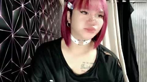 Snapshot of queen_elicktra chatting on 06/01/26, 10:11 JOY online show from 06/01/26, 10:11