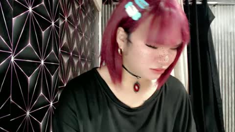 Snapshot of queen_elicktra chatting on 06/21/26, 07:16 JOY online show from 06/21/26, 07:16