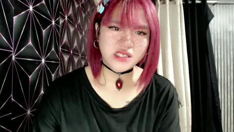 Snapshot of queen_elicktra chatting on 06/22/26, 12:13 JOY online show from 06/22/26, 12:13