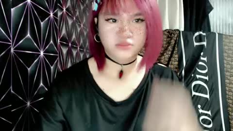 Snapshot of queen_elicktra chatting on 06/25/26, 02:22 JOY online show from 06/25/26, 02:22