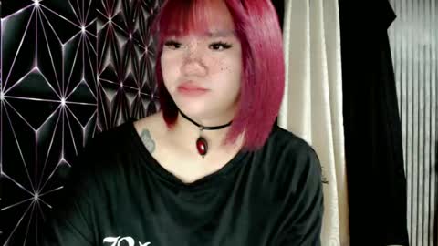 Snapshot of queen_elicktra chatting on 07/06/26, 03:03 JOY online show from 07/06/26, 03:03