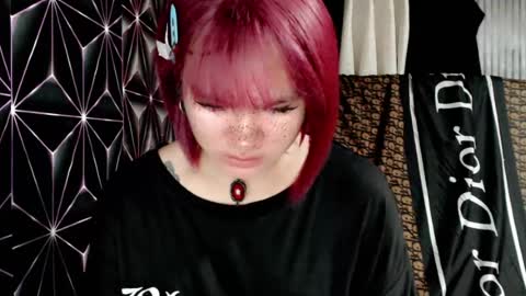 Snapshot of queen_elicktra chatting on 07/14/26, 10:21 JOY online show from 07/14/26, 10:21