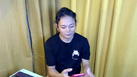 Snapshot of queen_ennah chatting on 06/12/26, 11:20 queen_ennah online show from 06/12/26, 11:20