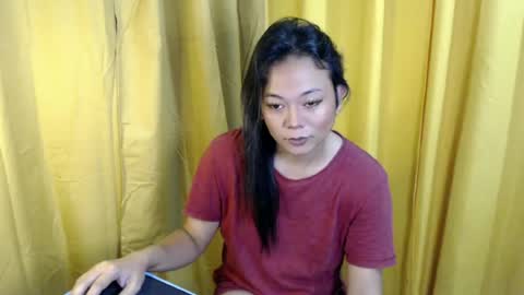 Snapshot of queen_ennah chatting on 06/14/26, 07:16 queen_ennah online show from 06/14/26, 07:16