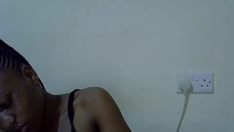 queen_fantacy online show from 02/24/26, 12:58