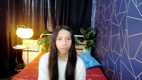 queen_gia online show from 05/04/26, 06:42