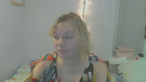 queen_jane8 online show from 01/02/25, 04:56