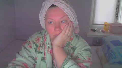 queen_jane8 online show from 10/18/25, 09:10