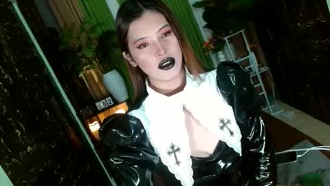 Kendal  online here from 6am-3pm philippine time online show from 12/01/25, 10:26