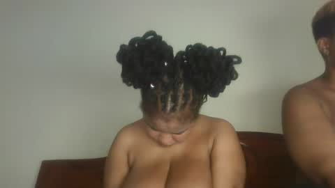 Snapshot of queen_kikih chatting on 05/07/26, 04:18 Queen kikih online show from 05/07/26, 04:18