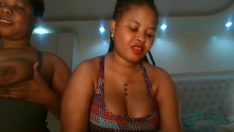 Snapshot of queen_kikih chatting on 05/22/26, 07:41 Queen kikih online show from 05/22/26, 07:41