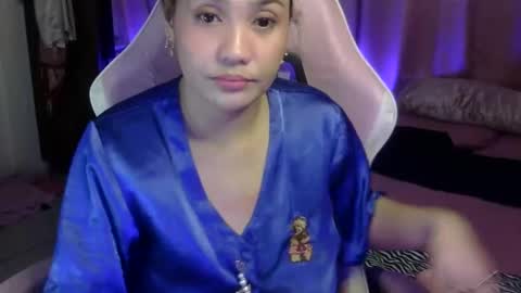 QueenHennessy online show from 02/01/25, 07:02