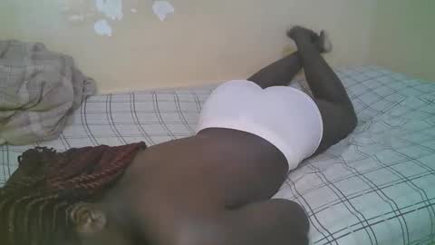 queen_latasha online show from 03/28/26, 08:41