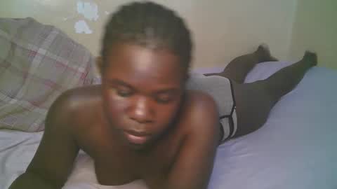 queen_latasha online show from 04/29/26, 08:18