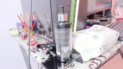 queen_yully online show from 12/08/24, 06:17