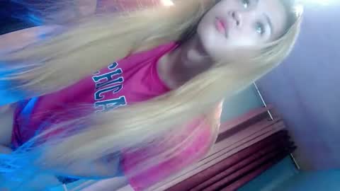 CALL ME YOUR QUEEN AIVY1 online show from 09/10/25, 09:04