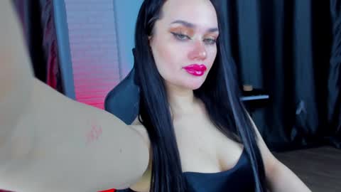 Snapshot of queenaliss chatting on 12/10/24, 03:12 Your world and the universe Aliss online show from 12/10/24, 03:12