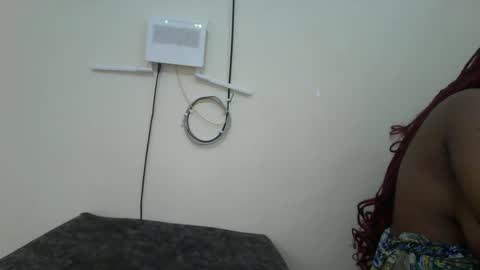 queen online show from 11/18/25, 06:01