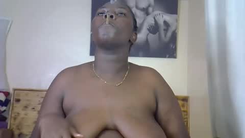 queenbeka online show from 02/28/26, 03:18