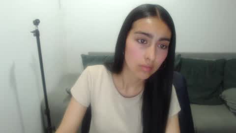 queenbyte_18 online show from 10/24/25, 07:54