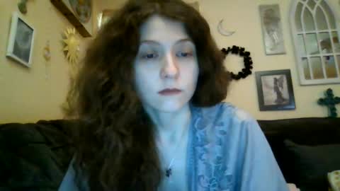 queencrimsonlvx online show from 06/21/26, 03:53