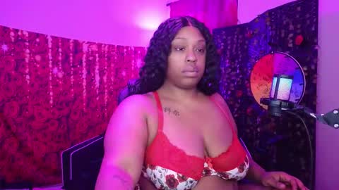 Queen Cherise Roze online show from 02/15/26, 04:25