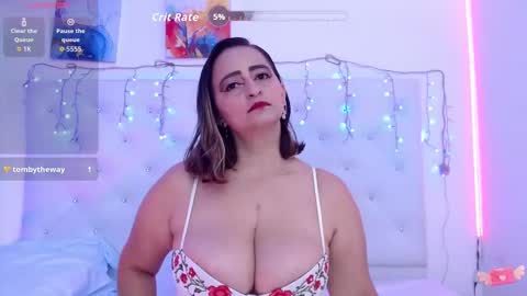 queendesiree_ online show from 02/23/26, 07:55