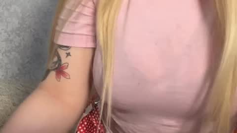 queenkat11 online show from 06/21/26, 03:25