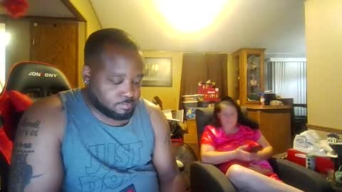 Snapshot of queenking55 chatting on 07/01/26, 03:52 Queen N King Fun Night online show from 07/01/26, 03:52