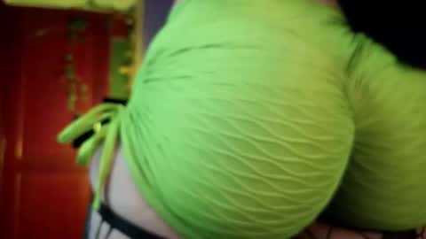 Snapshot of queenlamia chatting on 02/04/26, 09:15 Taurus online show from 02/04/26, 09:15