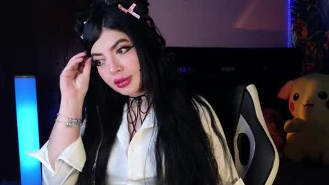 Snapshot of queenlamia chatting on 02/21/26, 07:53 Taurus online show from 02/21/26, 07:53