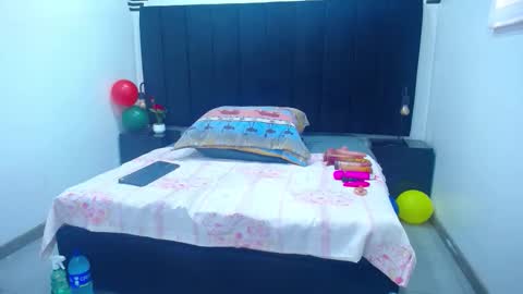 VickyBoobss online show from 11/03/25, 12:28