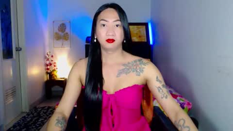 QUEEN online show from 02/13/26, 11:39