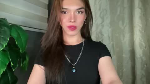 QUEEN online show from 02/07/26, 11:30