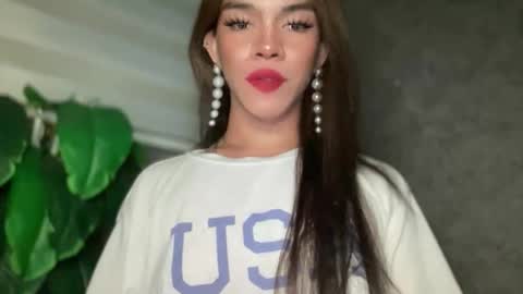 QUEEN online show from 03/01/26, 08:11