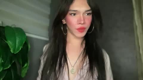 QUEEN online show from 03/30/26, 01:34